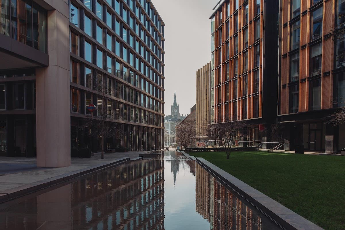 Fora - Gridiron Building